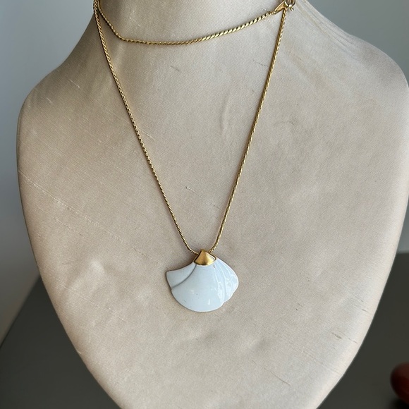 Trifari Gold and White Fan Pendant Necklace - Picture 1 of 3